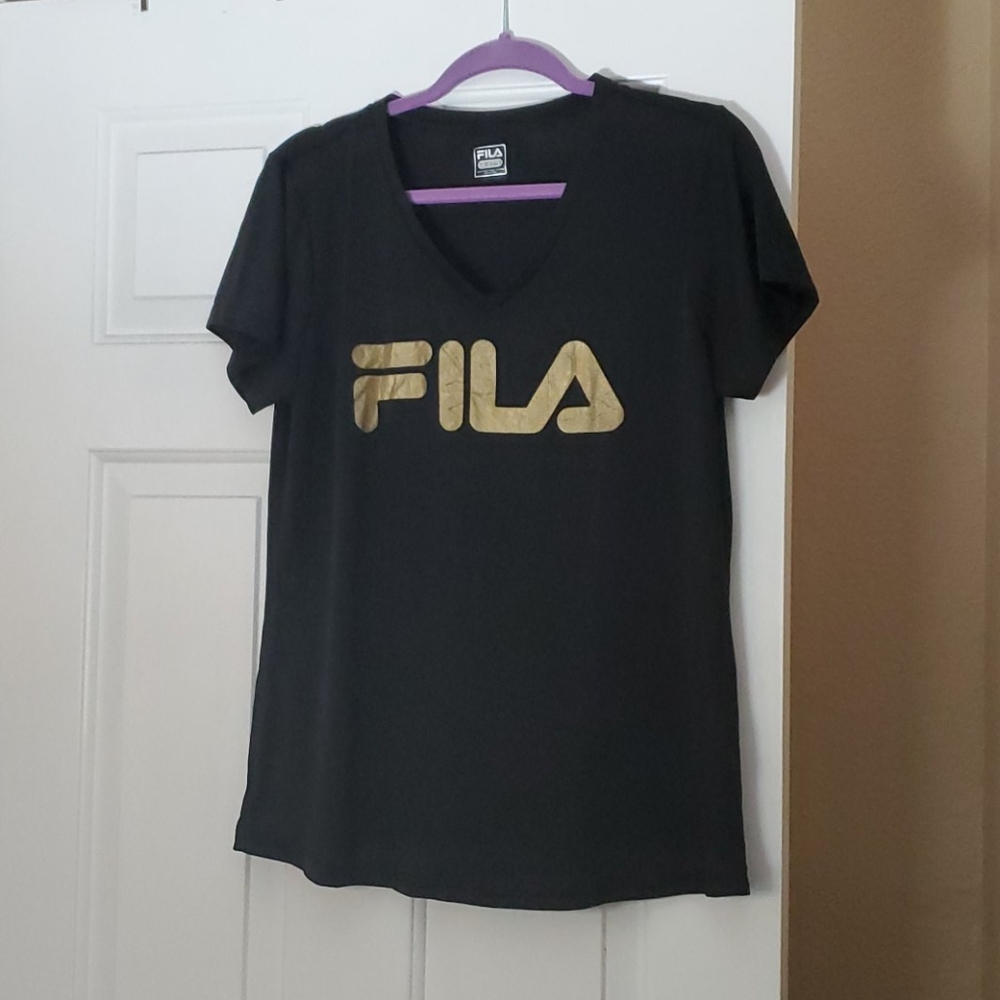 Fila work out shirt